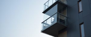 Balkonginglasning - Inglasad balkong av NIKA Inglasning AB - Tumba